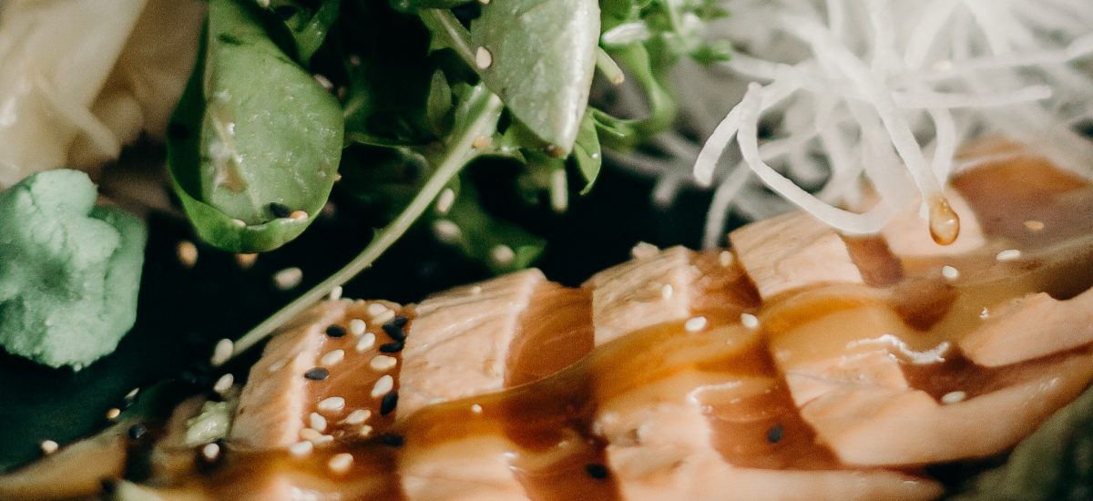 Salade tiède de poulet aux vermicelles et  à la citronnelle