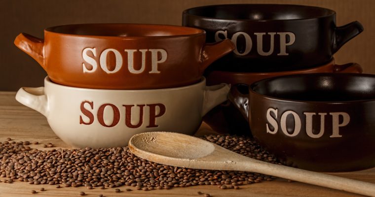 Chaudrée de maïs, brocoli, bacon et cheddar