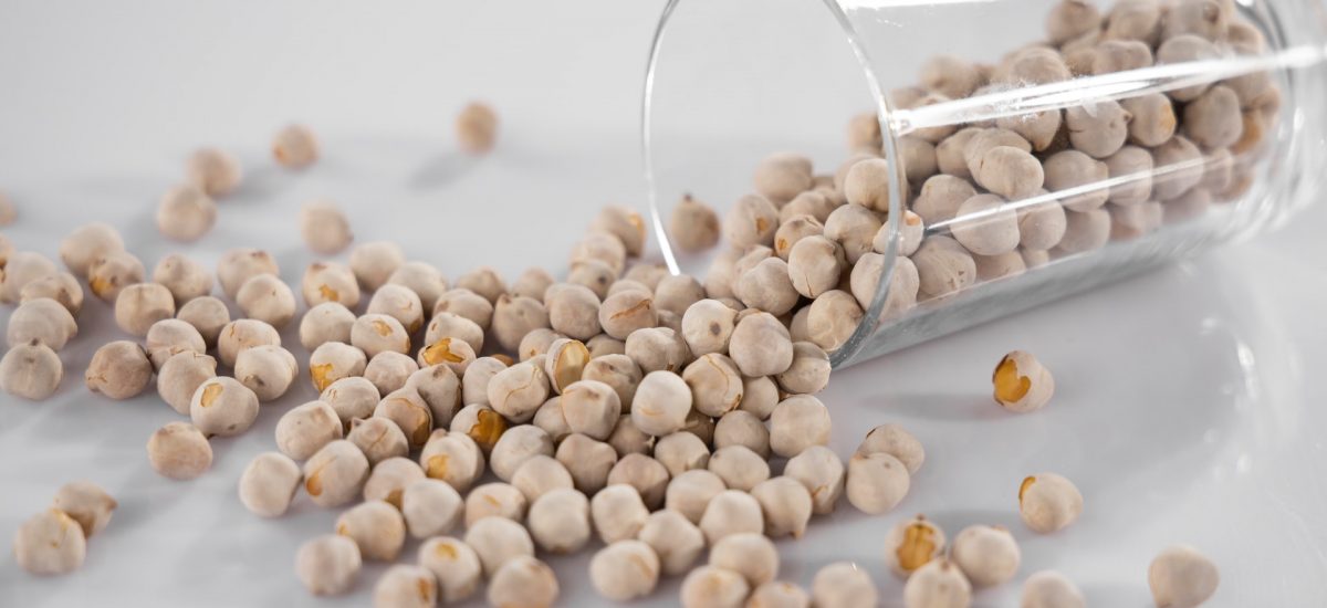 Soupe aux pois chiche, épinards et ail