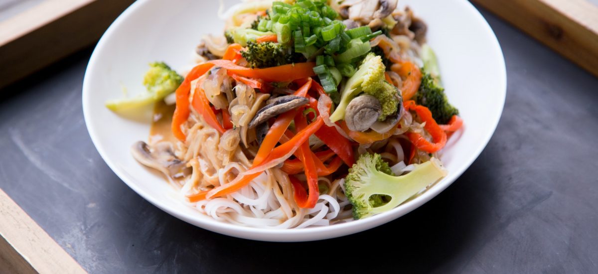 Salade japonaise de nouilles de riz Eh Toque!