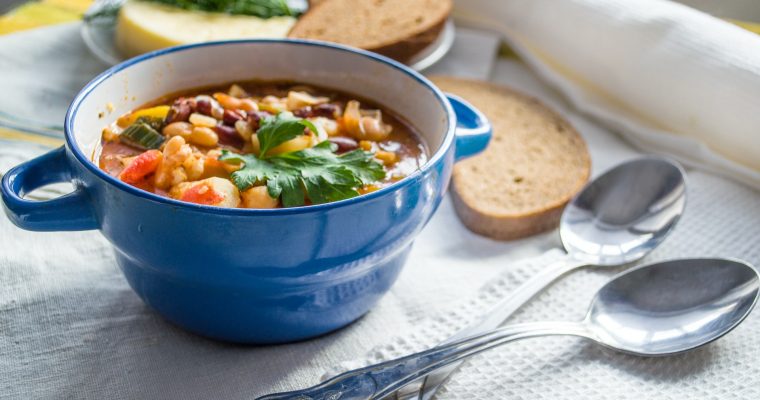 Soupe de poulet africaine