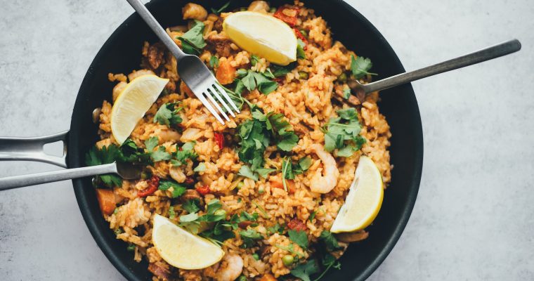 Riz frit à la citronnelle et aux crevettes