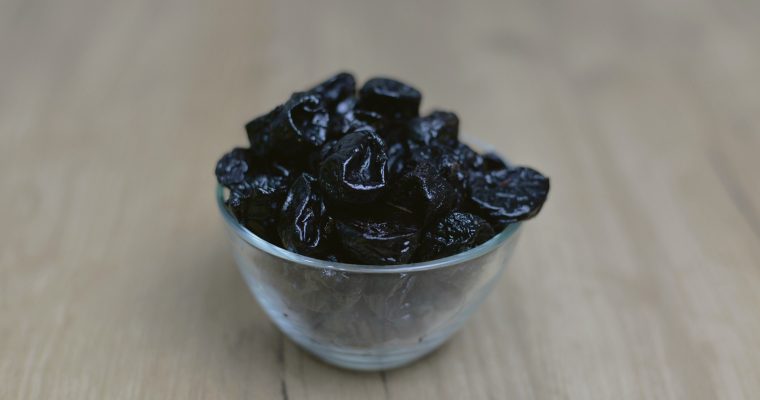 Gâteau aux pruneaux et chocolat