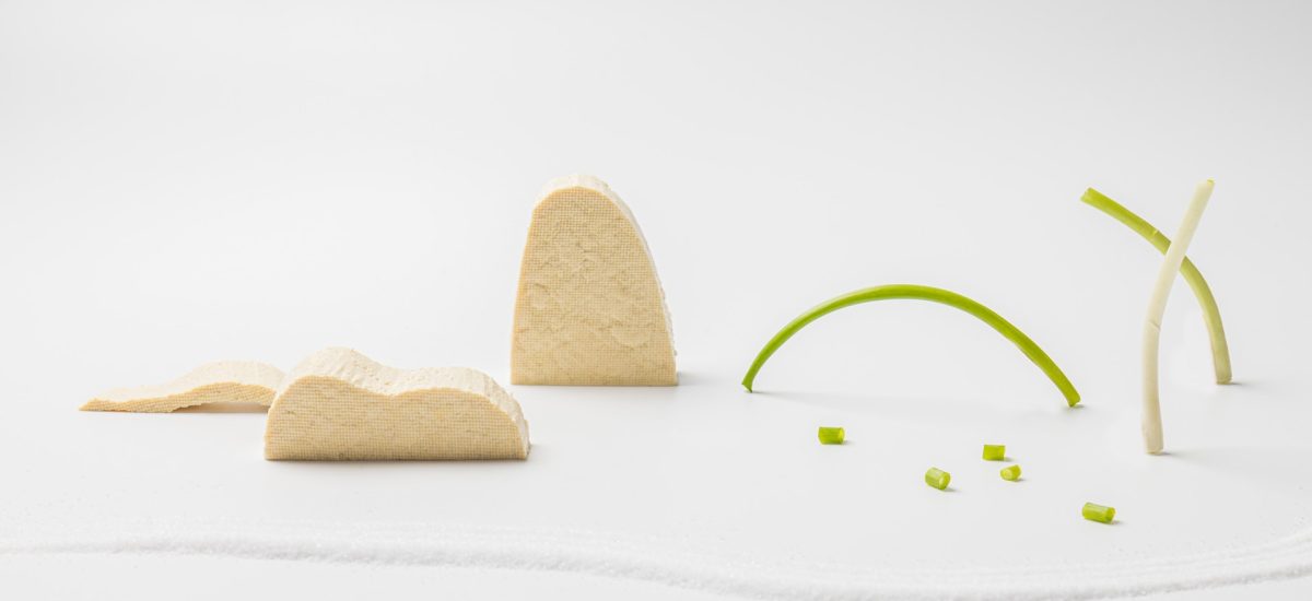 Sandwich tofu au sésame, mayo au kimchi