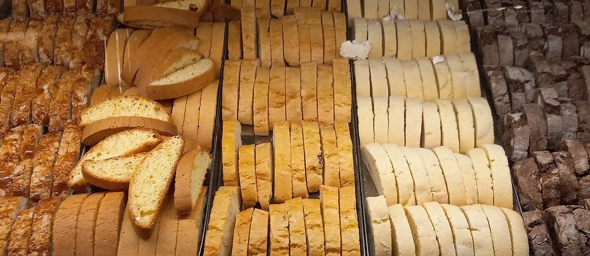 Biscotti au gouda fumé et pacanes