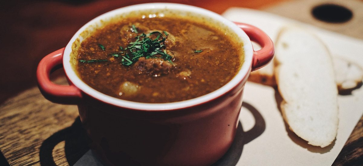Soupe espagnole aux lentilles et au chorizo