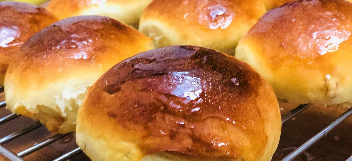 Brioches à l&rsquo;érable et aux pacanes