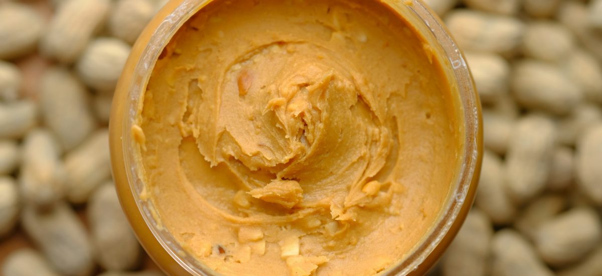 Nouilles au porc et sauce thaïe aux arachides