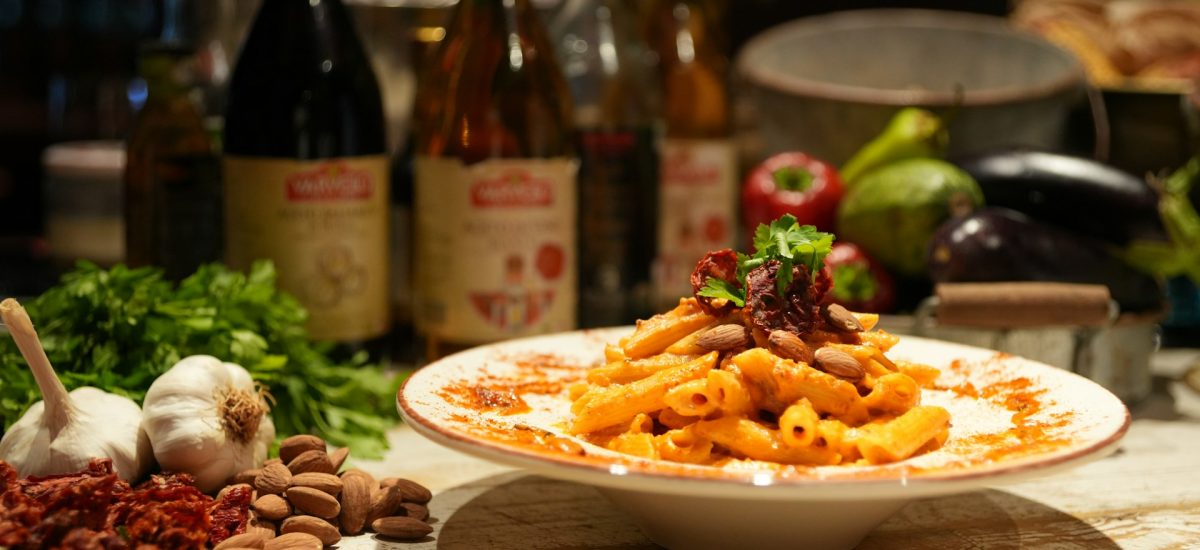 Penne crémeux aux tomates séchées, poulet et brocoli