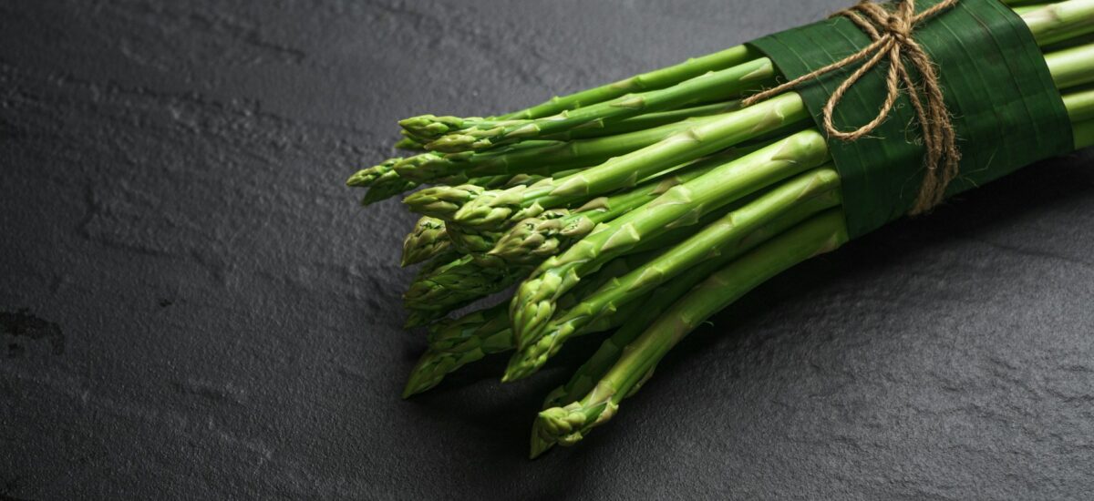 Tagliatelles aux asperges, pancetta, mascarpone et zeste de citron