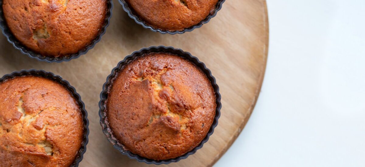 Muffins aux carottes, noisettes et orange